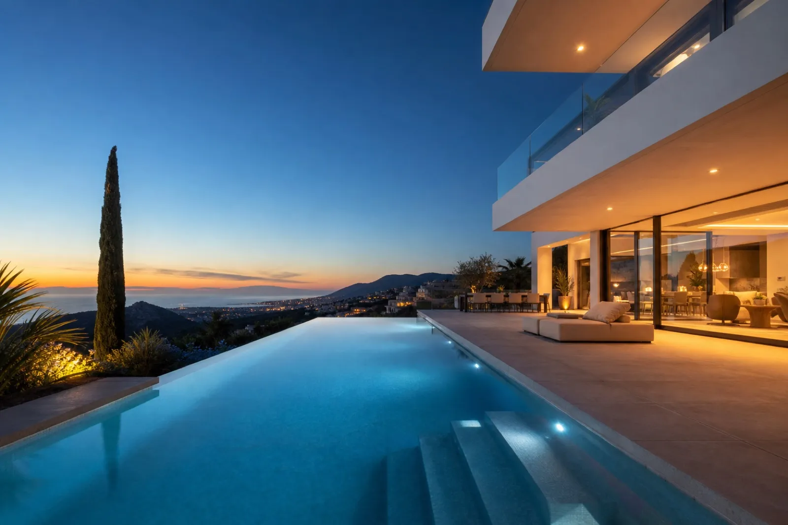 Contemporary villa with panoramic sea views in Marbella — photo 1